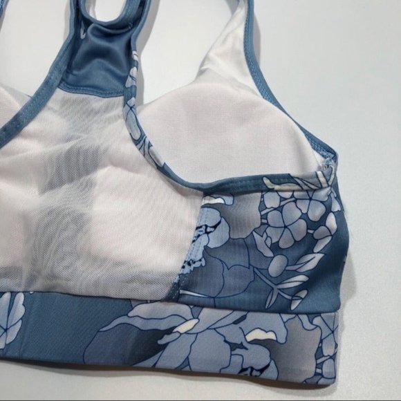 SOLD OUT ☀️Jillian Cinch Push-up Sports Bra☀️ - Picture 9 of 9